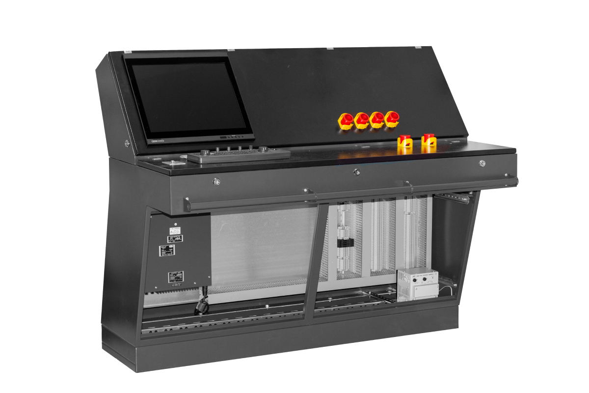 Оборудование мостика на новом дизельэлектроходе Оборудование мостика на новом дизельэлектроходе