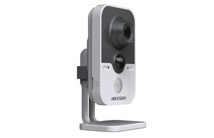 IP видеокамера HIKVISION DS-2CD2432F-I для теплохода Р-51Э.