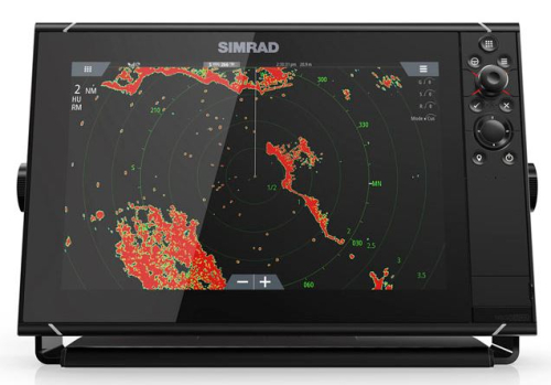 Simrad NSS12 evo3 w/4G Radar