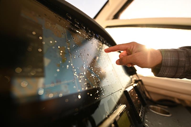 Raymarine Axiom+ новый МФД_5