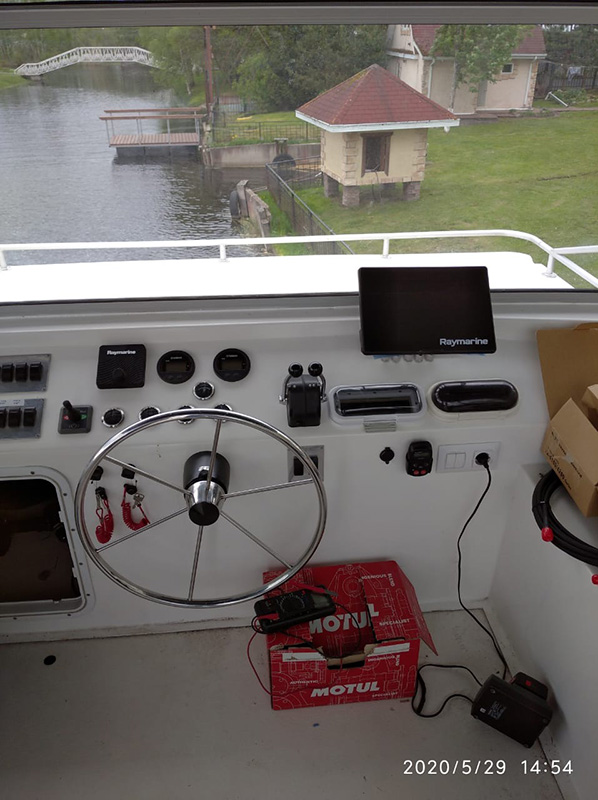 Raymarine плавучий дом