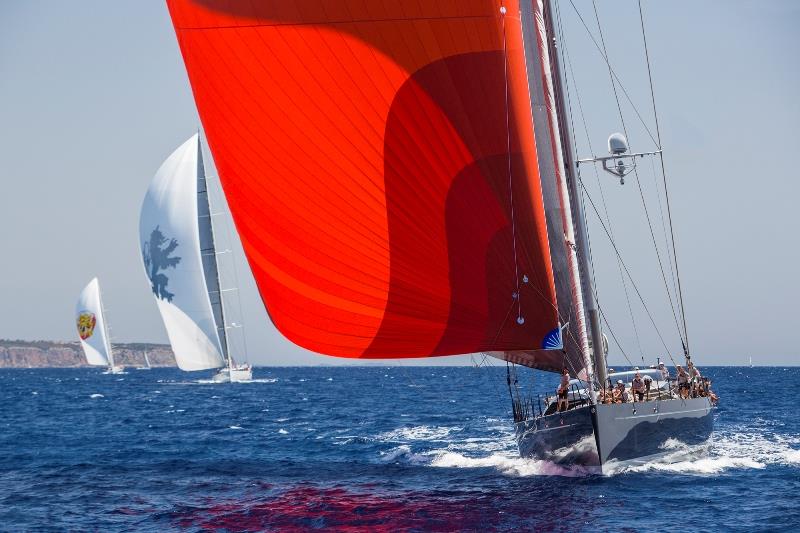 Inmarsat Fleet Xpress для суперъяхт