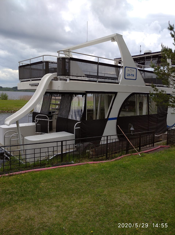 Raymarine плавучий дом