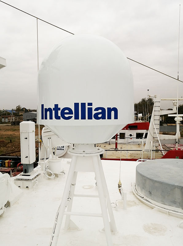 Спутниковая ТВ антенна Intellian i9w на судне Бриллиант Спутниковая ТВ антенна Intellian i9w на судне Бриллиант